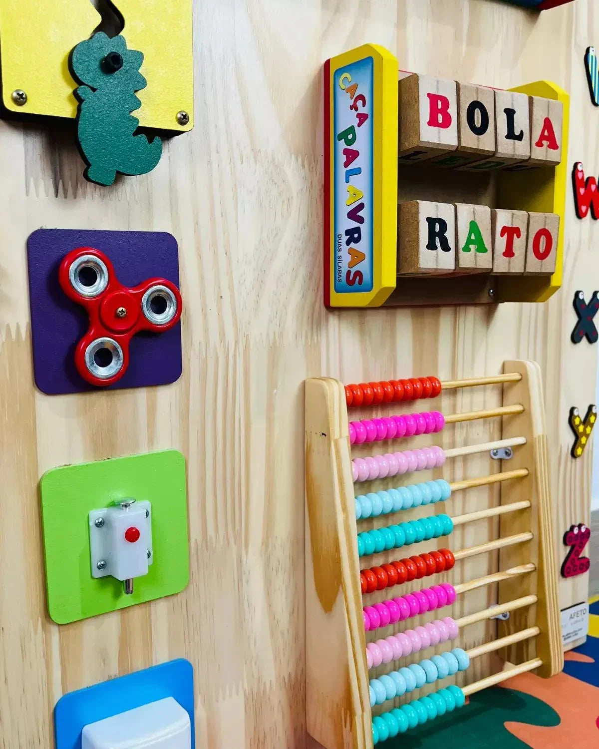 Painel de Atividade Educativas Meia Lua 110x90cm