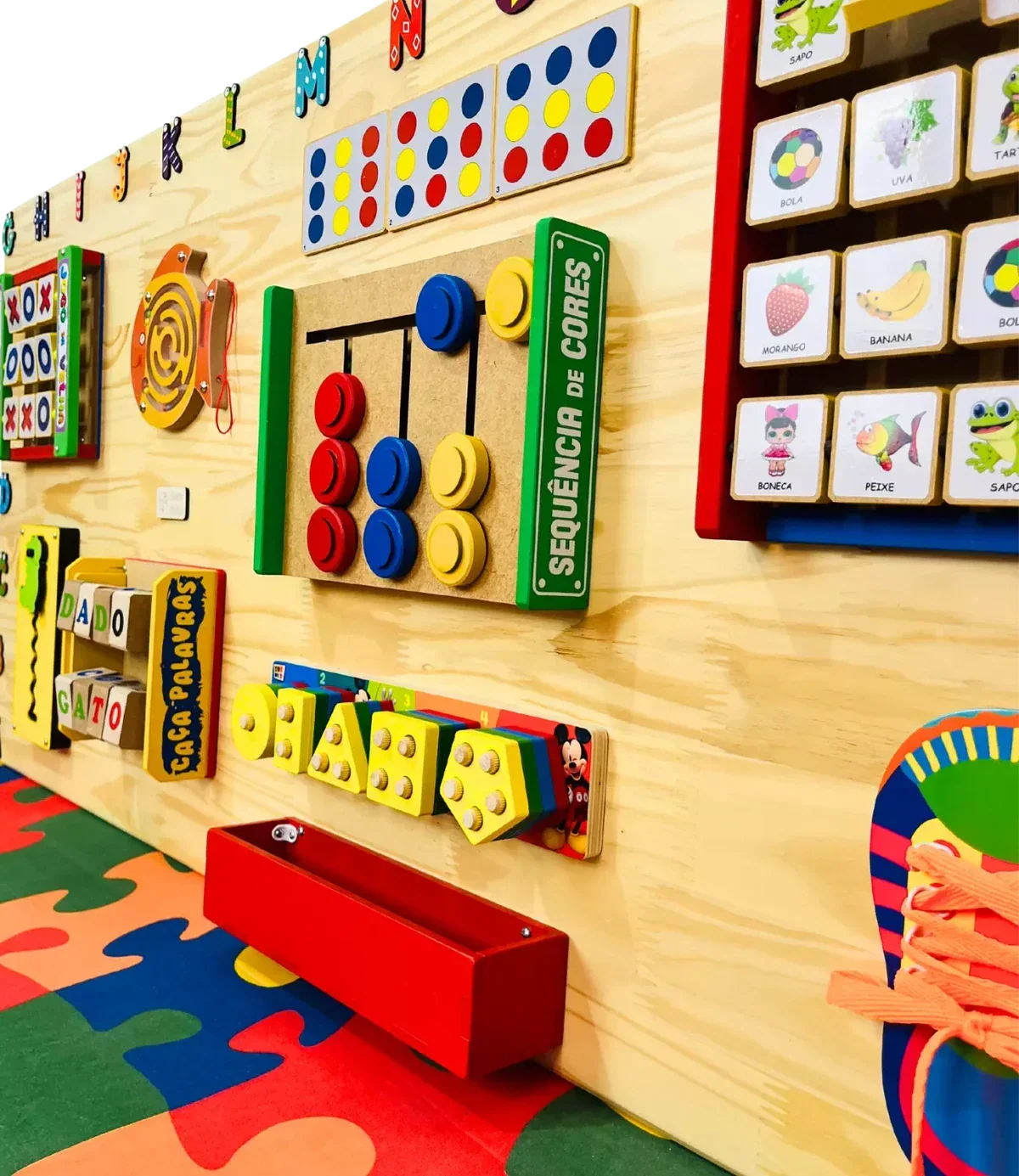 Painel Sensorial de Atividades 130x60cm - Modelo Raciocínio Lógico